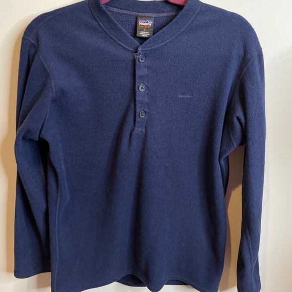 Patagonia Other - Patagonia S capilene navy half button pullover